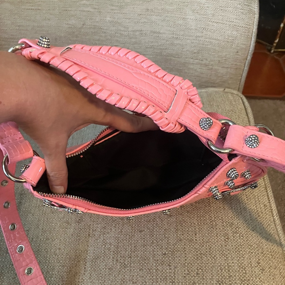 Leather pink studded fashion purse - Picture 6 of 6